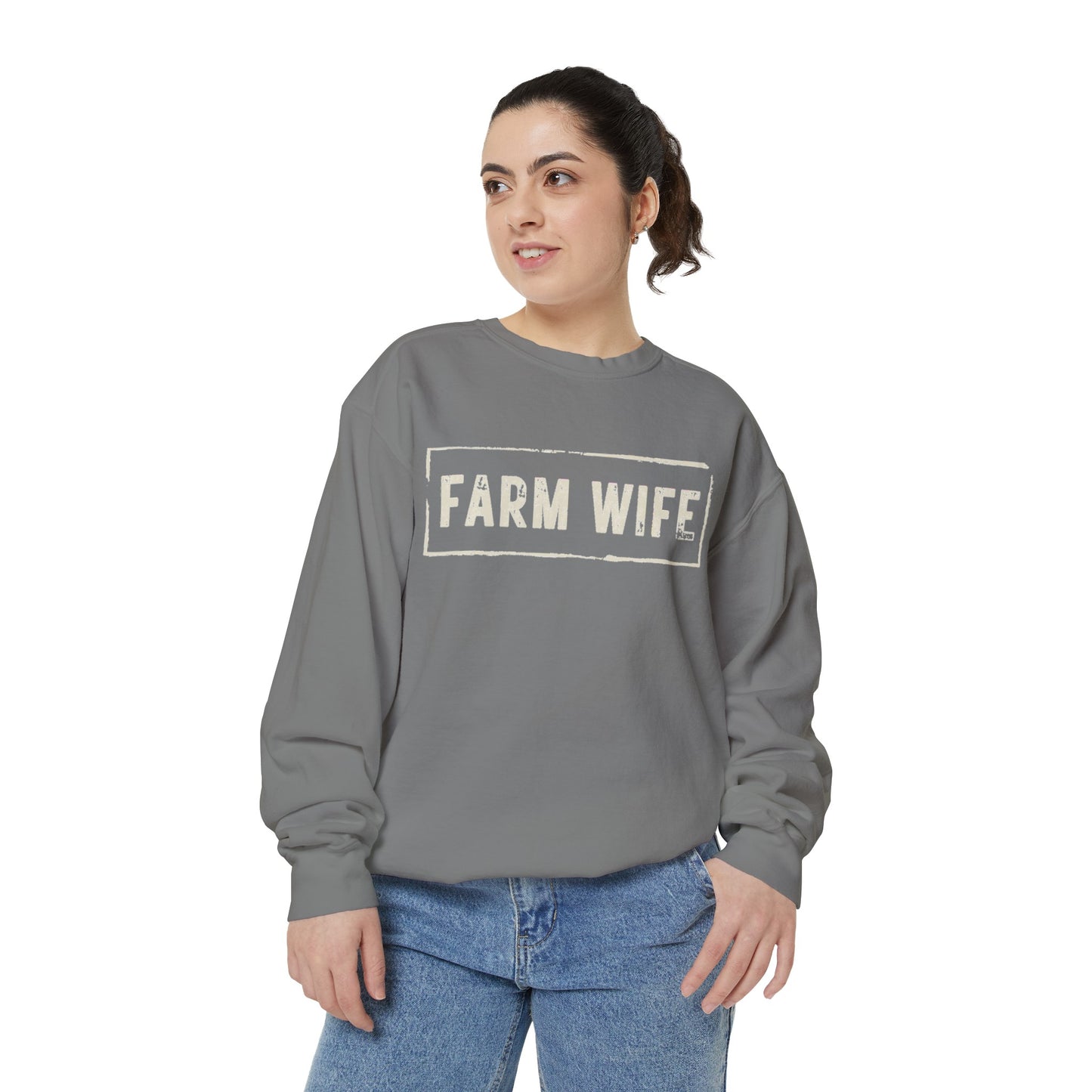 Farm Wife Crew Neck (cream text)